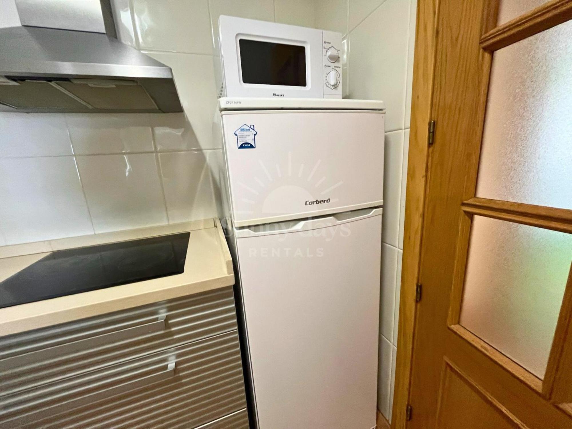 Acogedor Apartamento A 30 Metros De La Playa - Wifi - Smarttv Almería Esterno foto